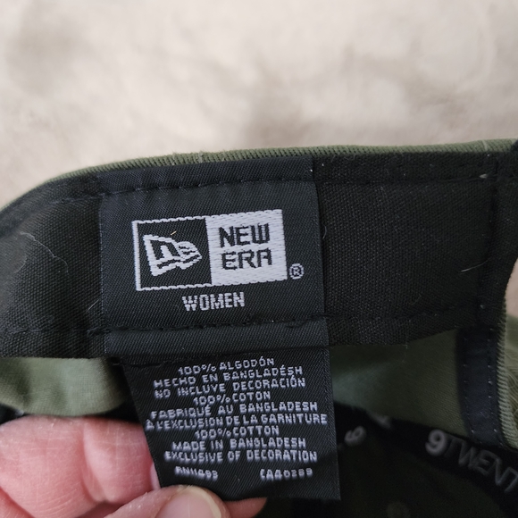 New Era Womans NY Mets Salute To Service Women's Cap. Adjustable Strap. - Picture 5 of 6